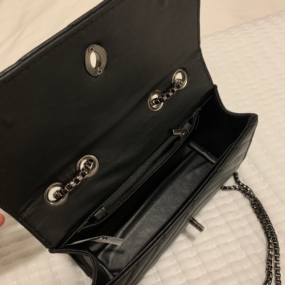 Crossbody Bag - Picture 3 of 4